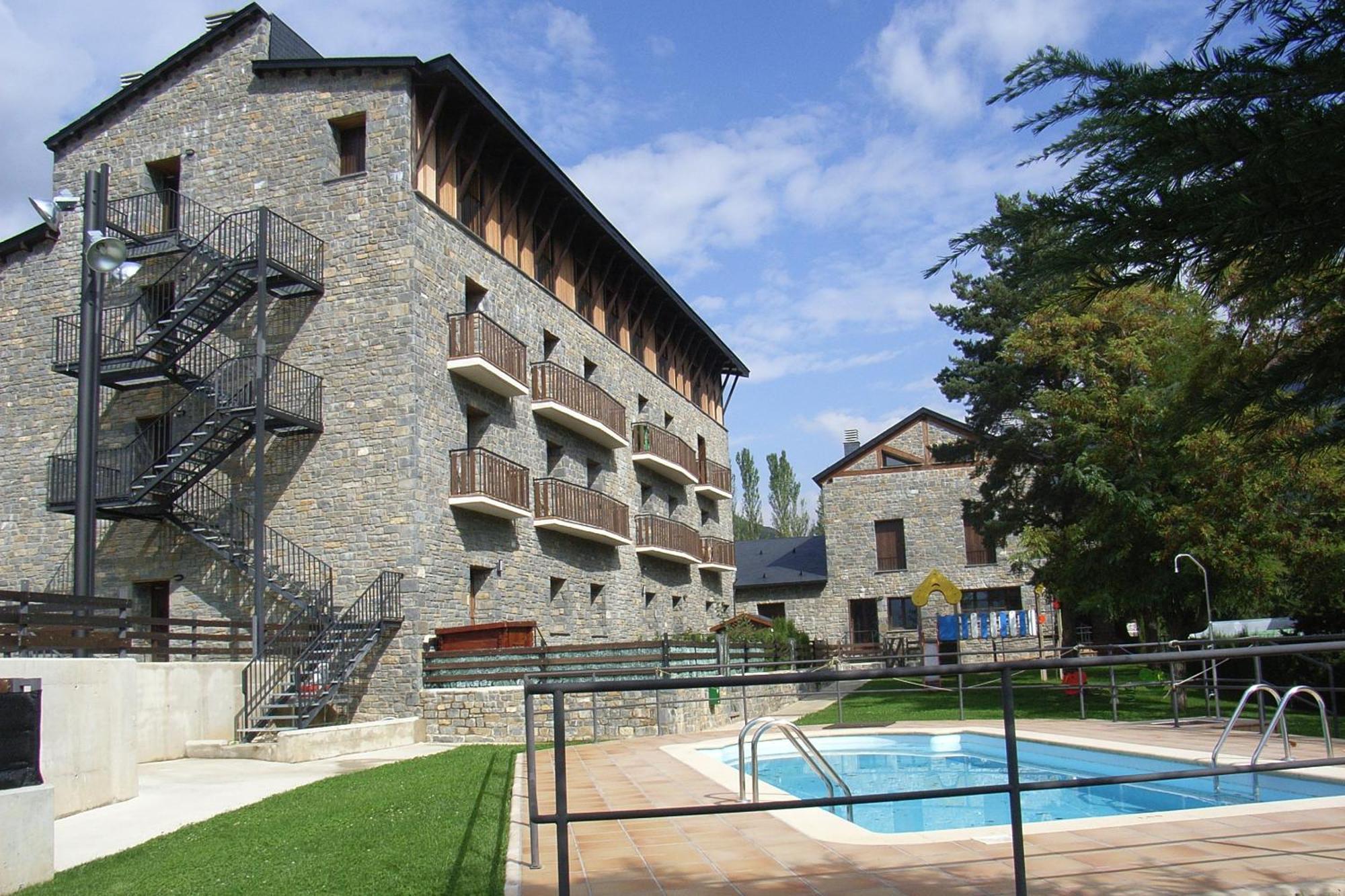 Roca Nevada Suites Villanúa Eksteriør billede